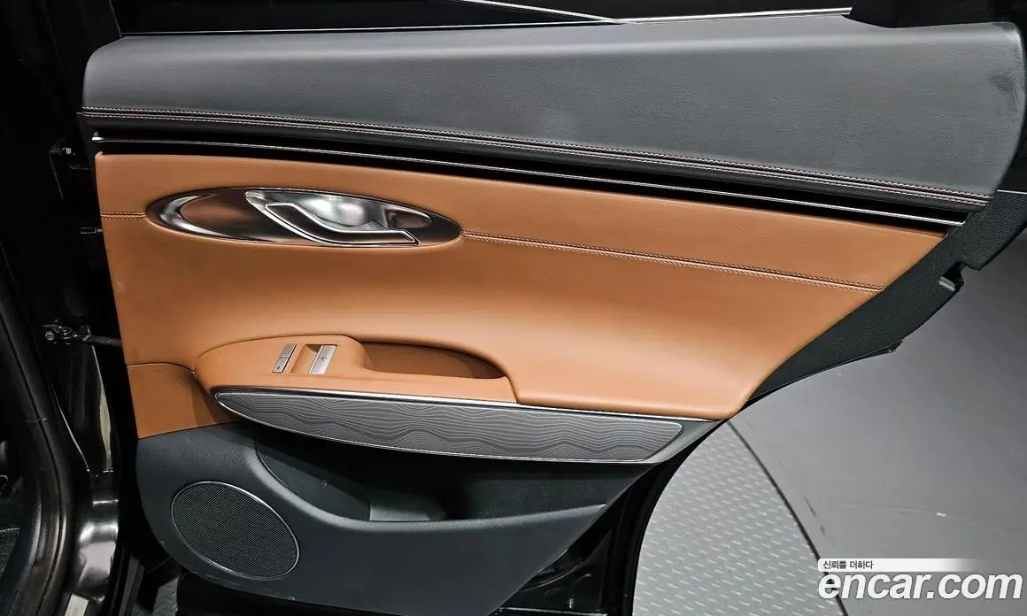 Genesis GV70 2022 2.5 автомат (гидро), фото 15