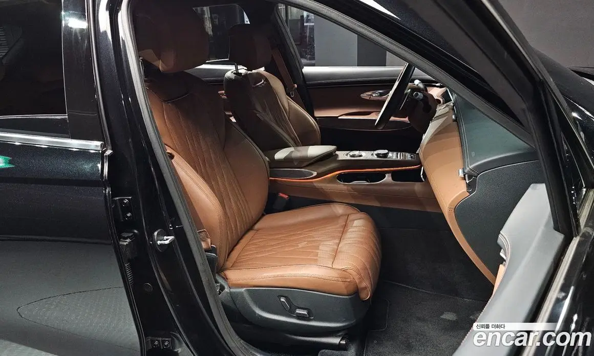 Genesis GV70 2022 2.5 автомат (гидро), фото 17