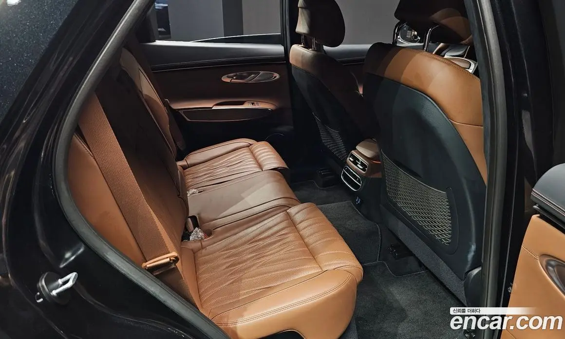 Genesis GV70 2022 2.5 автомат (гидро), фото 18