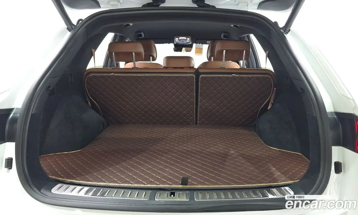 Genesis GV70 2024 2.5 автомат (гидро), фото 26