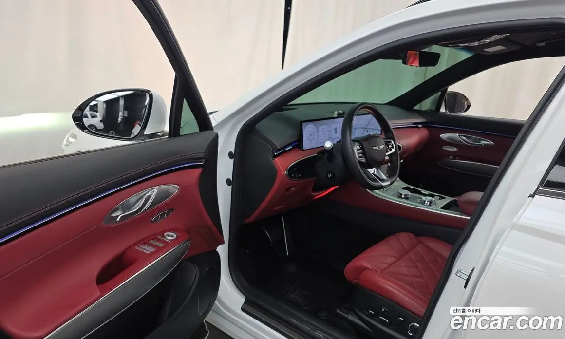 Genesis GV70 2024 2.5 автомат (гидро), фото 13