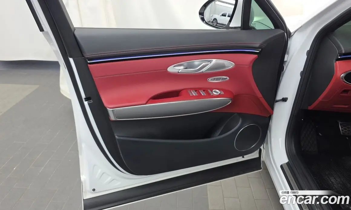 Genesis GV70 2024 2.5 автомат (гидро), фото 14