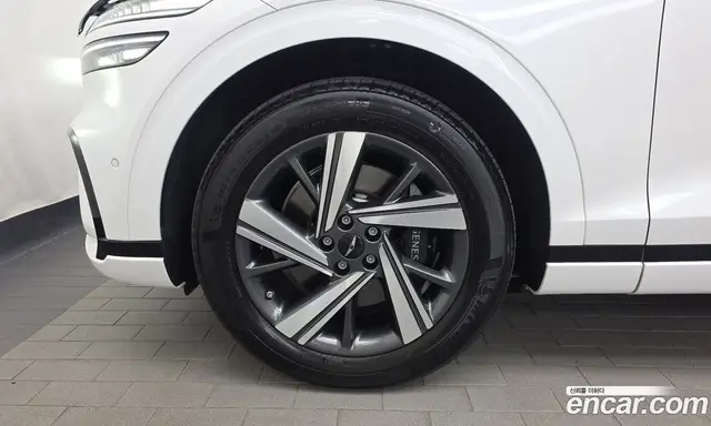 Genesis GV70 2024 2.5 автомат (гидро), миниатюра 5