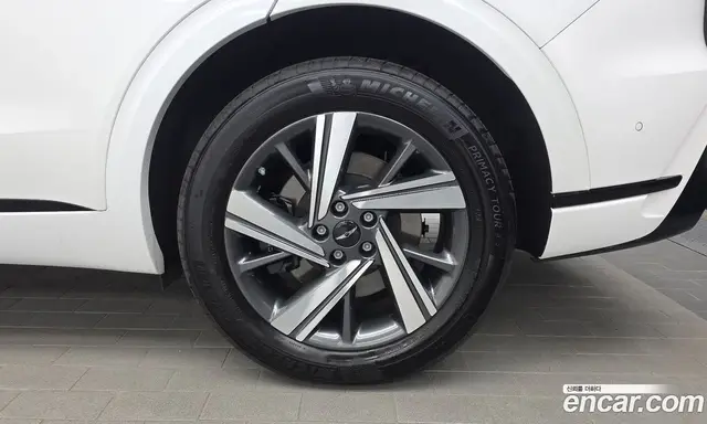 Genesis GV70 2024 2.5 автомат (гидро), миниатюра 7