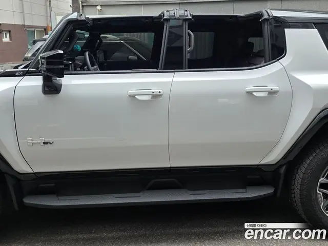 GMC Hummer EV 2026 механика, миниатюра 5