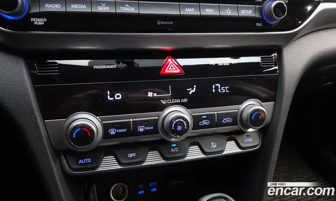 Hyundai Avante 2019 1.6 автомат (гидро), фото 17