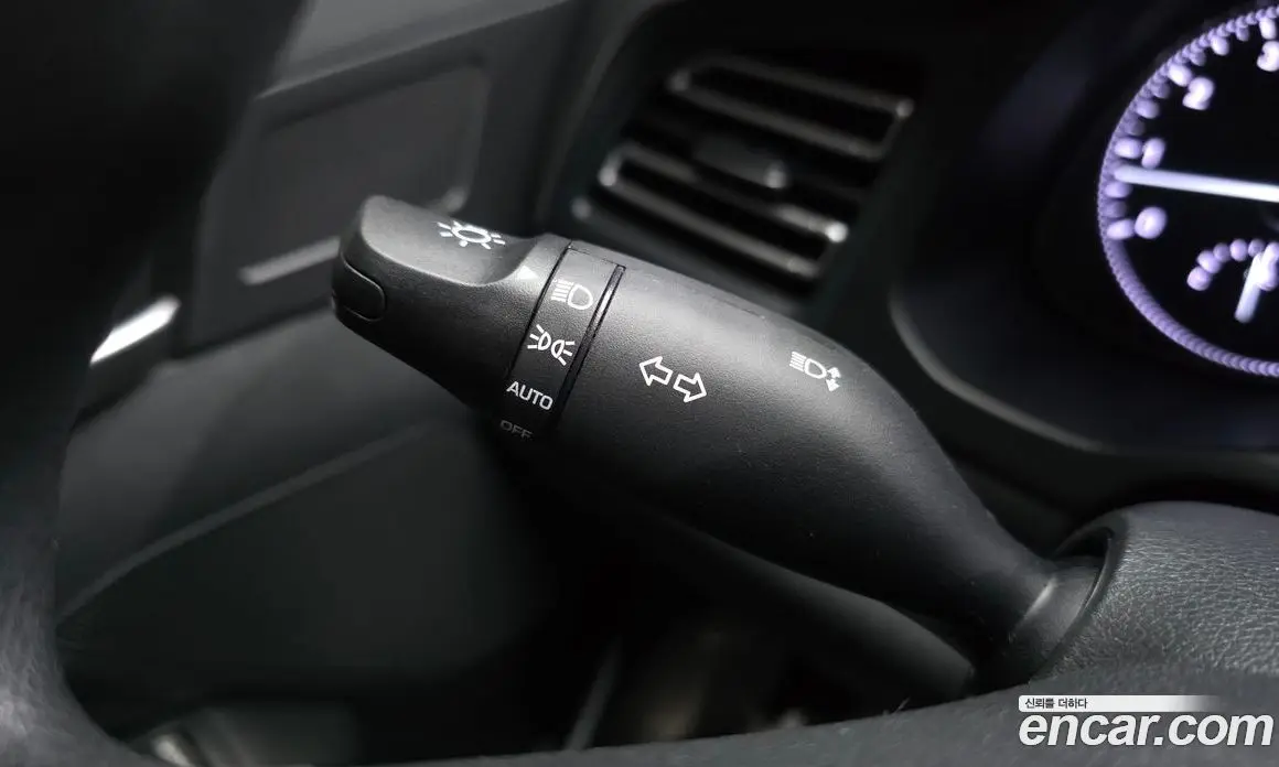 Hyundai Avante 2019 1.6 автомат (гидро), фото 19