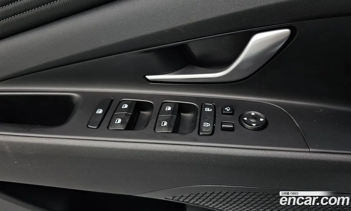 Hyundai Avante 2022 1.6 автомат (гидро), фото 27