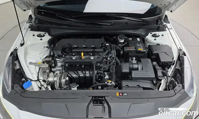 Hyundai Avante 2022 1.6 автомат (гидро), миниатюра 6