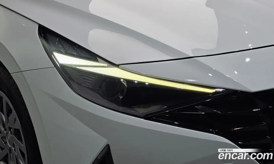 Hyundai Avante 2022 1.6 автомат (гидро), фото 8