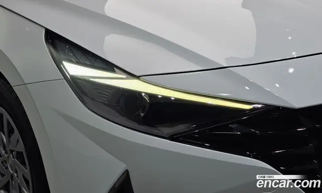Hyundai Avante 2022 1.6 автомат (гидро), миниатюра 8