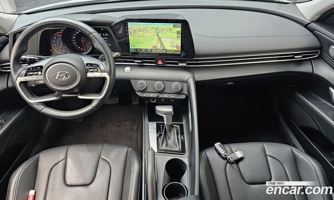 Hyundai Avante 2022 1.6 автомат (гидро), фото 10
