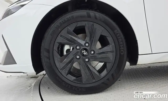 Hyundai Avante 2023 1.6 автомат (гидро), миниатюра 5