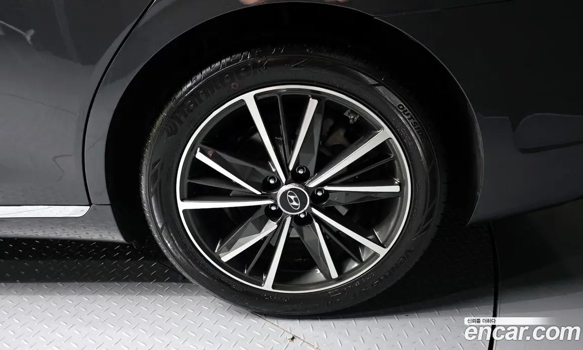 Hyundai Grandeur 2022 2.5 автомат (гидро), фото 5