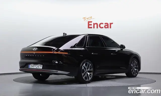 Hyundai Grandeur 2023 2.5 автомат (гидро), миниатюра 2