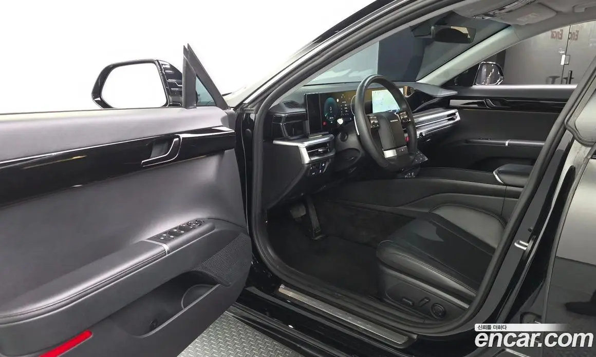 Hyundai Grandeur 2023 2.5 автомат (гидро), фото 13