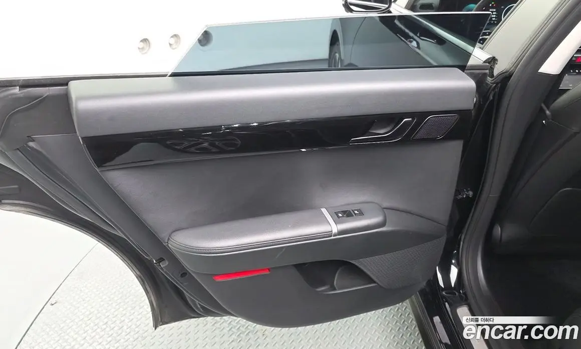 Hyundai Grandeur 2023 2.5 автомат (гидро), фото 15