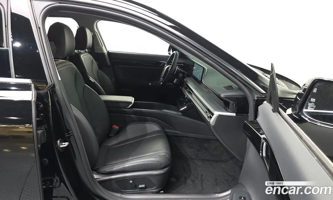 Hyundai Grandeur 2023 2.5 автомат (гидро), фото 17