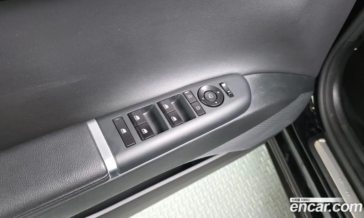 Hyundai Grandeur 2023 2.5 автомат (гидро), фото 29