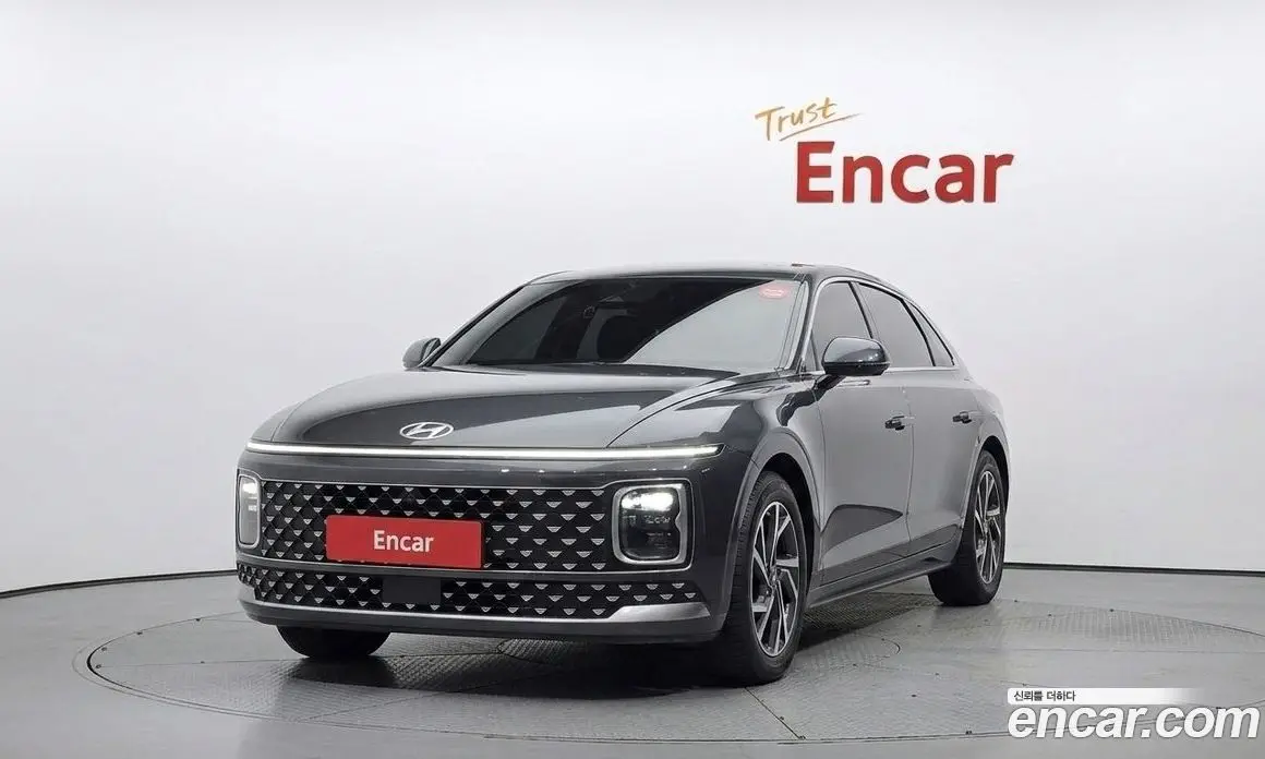 Hyundai Grandeur 2023 2.5 автомат (гидро), фото 3