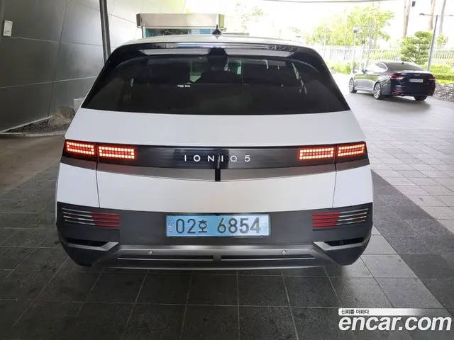 Hyundai Ioniq 5 2024 0.1 автомат (гидро), миниатюра 2