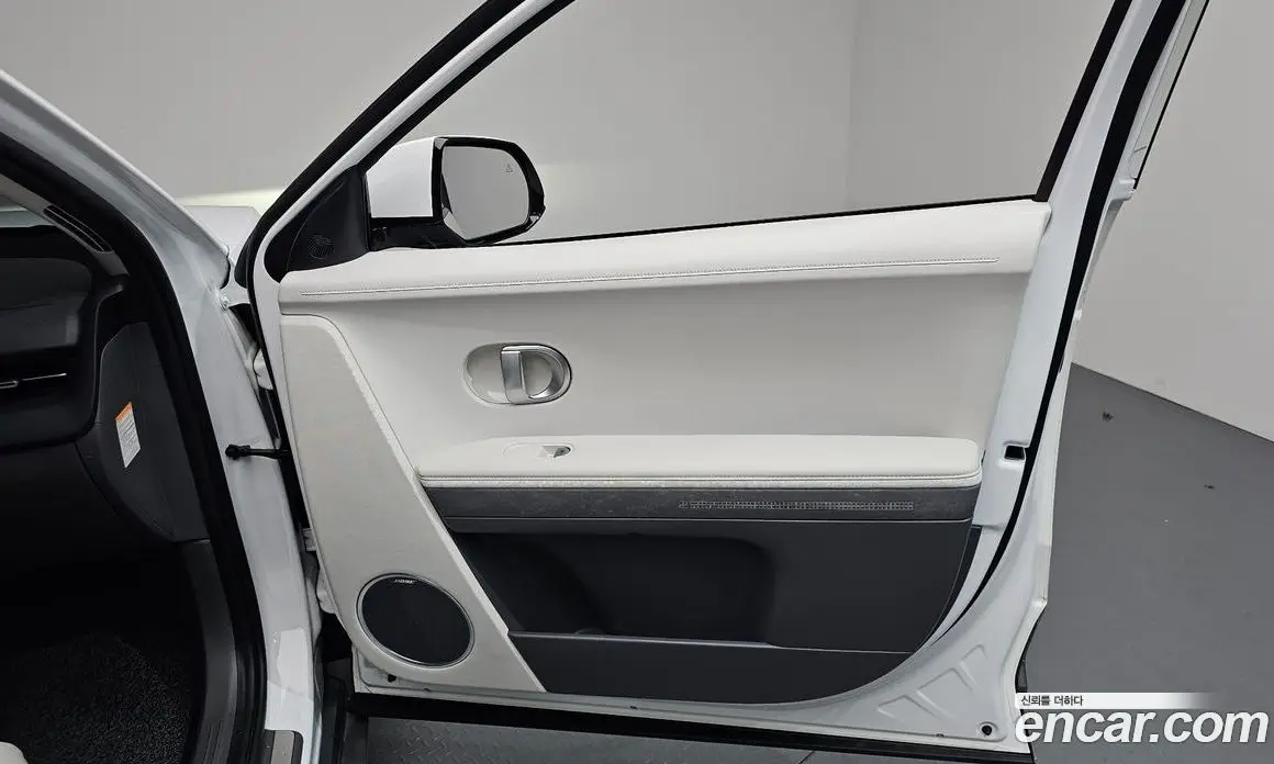 Hyundai Ioniq 5 2024 0.1 автомат (гидро), фото 13