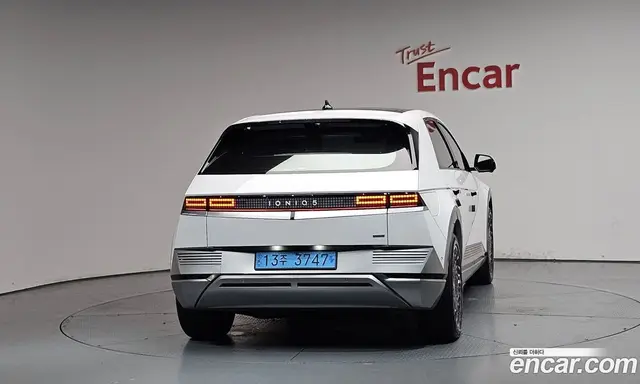 Hyundai Ioniq 5 2024 0.1 автомат (гидро), миниатюра 3