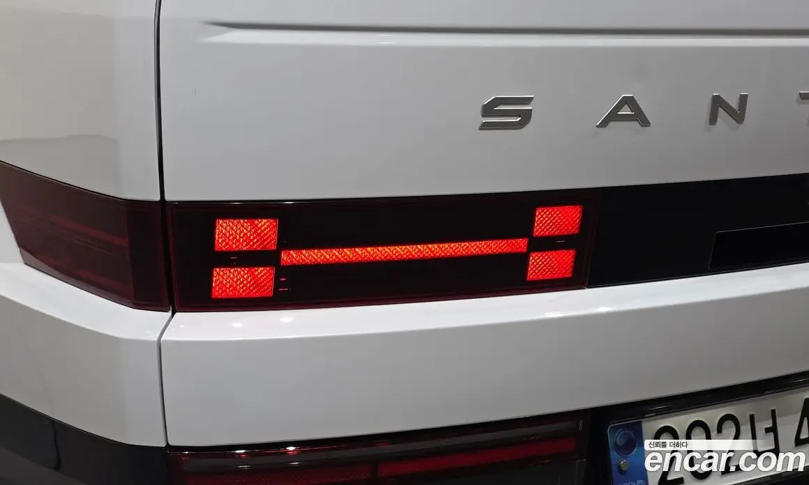 Hyundai Santa Fe 2024 1.6 автомат (гидро), фото 9