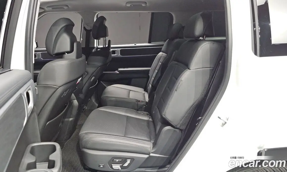 Hyundai Santa Fe 2024 1.6 автомат (гидро), фото 16