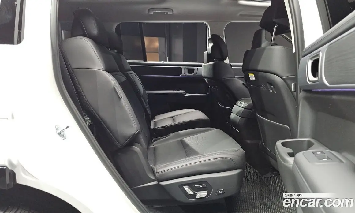 Hyundai Santa Fe 2024 1.6 автомат (гидро), фото 17