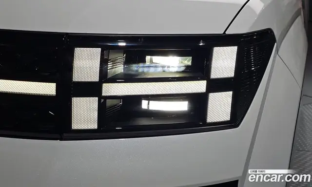 Hyundai Santa Fe 2024 1.6 автомат (гидро), миниатюра 8