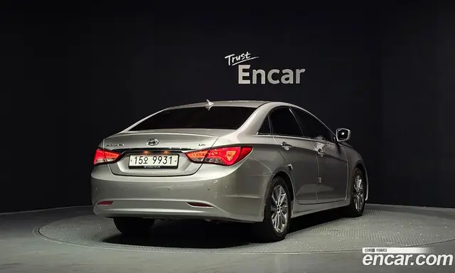 Hyundai Sonata 2013 2.0 автомат (гидро), миниатюра 2