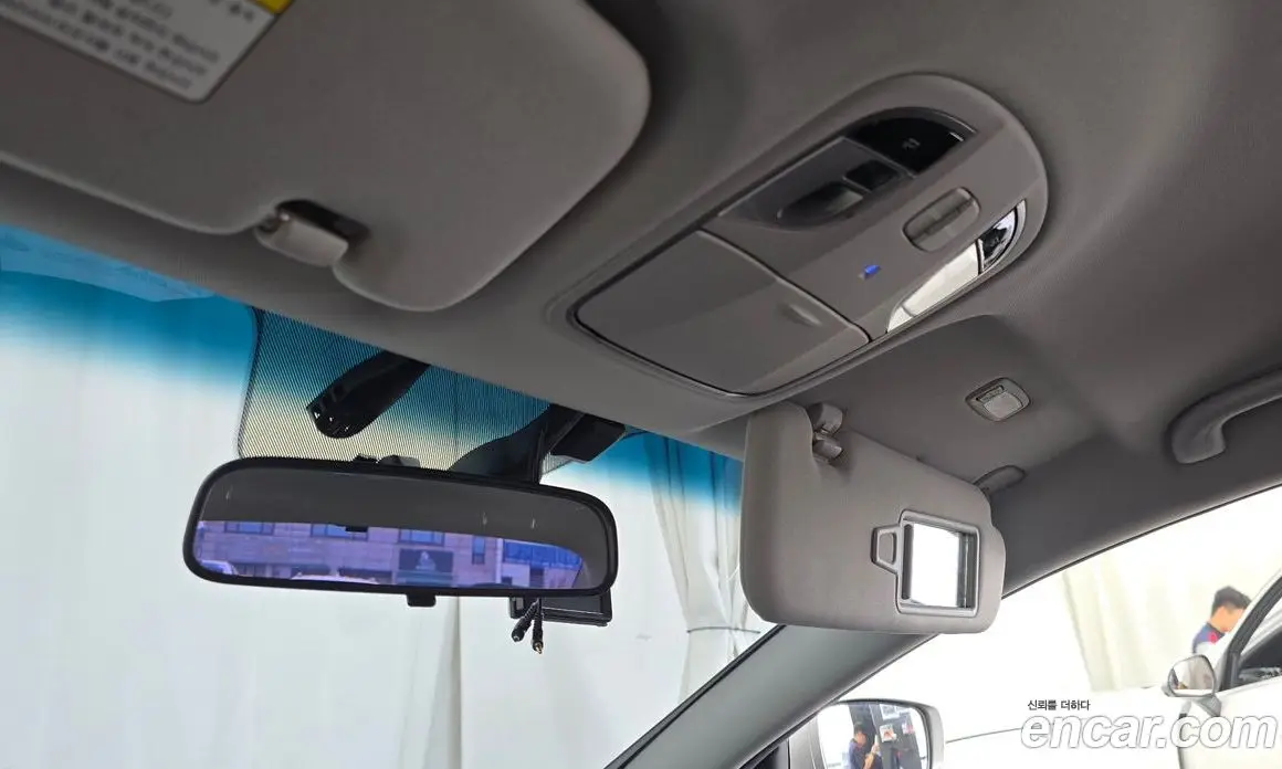 Hyundai Sonata 2013 2.0 автомат (гидро), фото 18