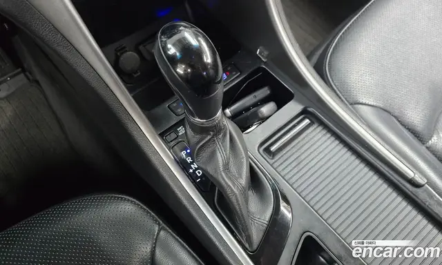 Hyundai Sonata 2013 2.0 автомат (гидро), миниатюра 9