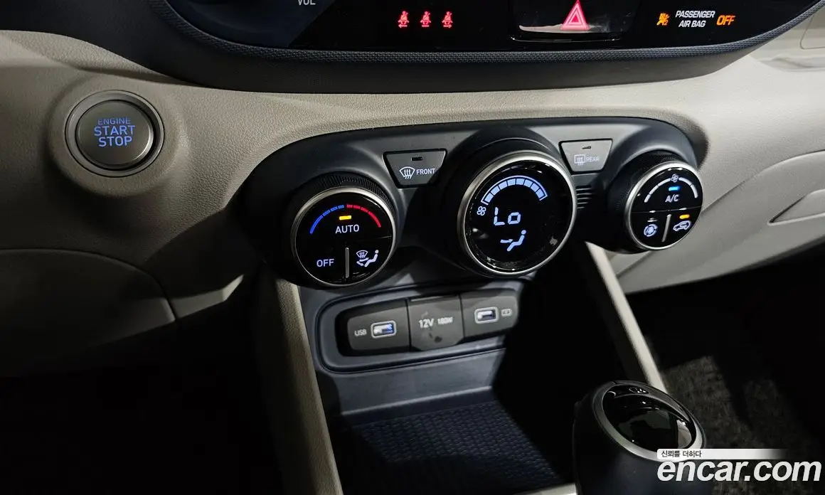 Hyundai Venue 2022 1.6 автомат (гидро), фото 18