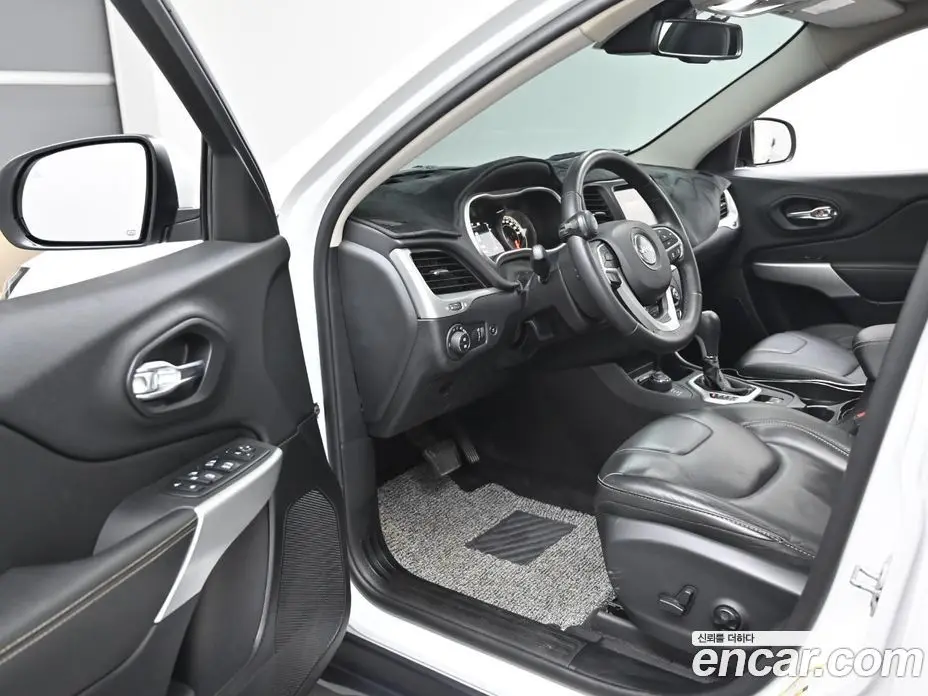 Jeep Cherokee 2018 2.4 автомат (гидро), фото 11
