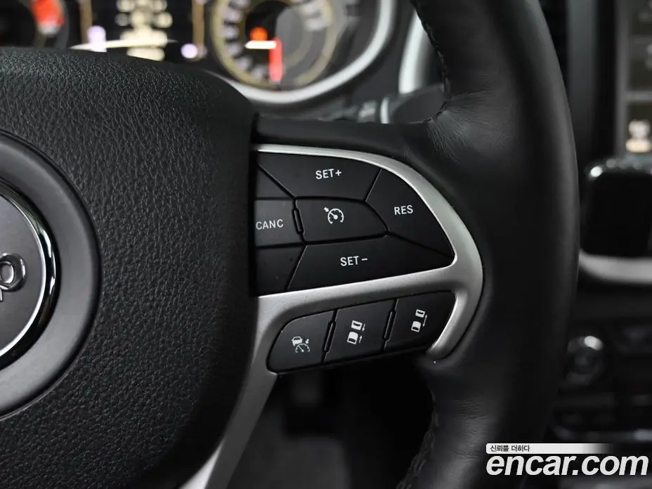 Jeep Cherokee 2018 2.4 автомат (гидро), фото 18
