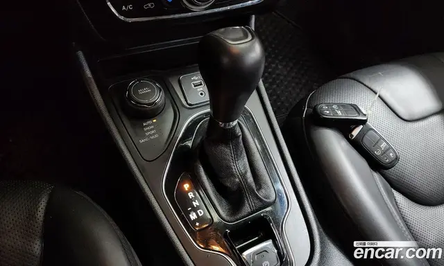 Jeep Cherokee 2021 2.4 автомат (гидро), миниатюра 12