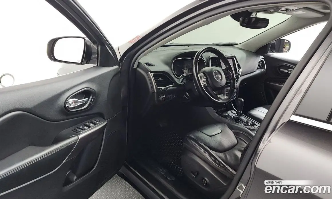 Jeep Cherokee 2021 2.4 автомат (гидро), фото 13