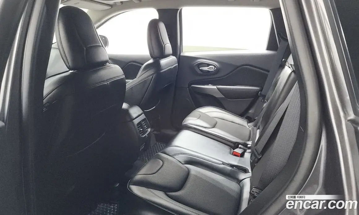 Jeep Cherokee 2021 2.4 автомат (гидро), фото 26