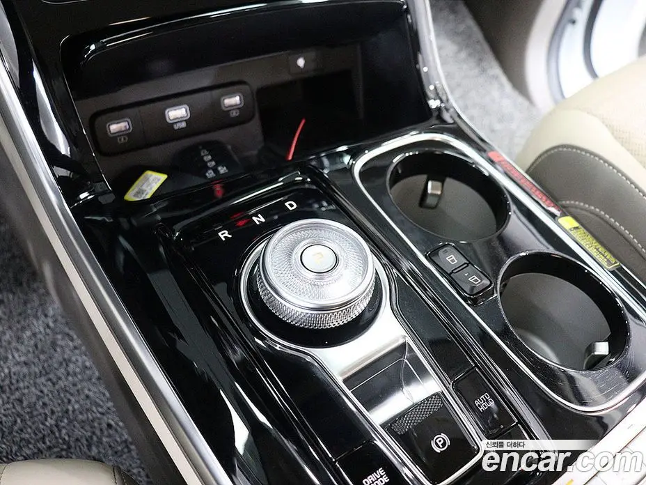 Kia Carnival 2022 2.2 автомат (гидро), фото 10