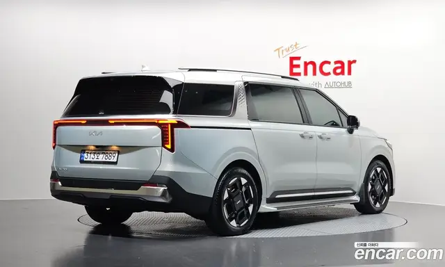 Kia Carnival 2024 2.2 автомат (гидро), миниатюра 2