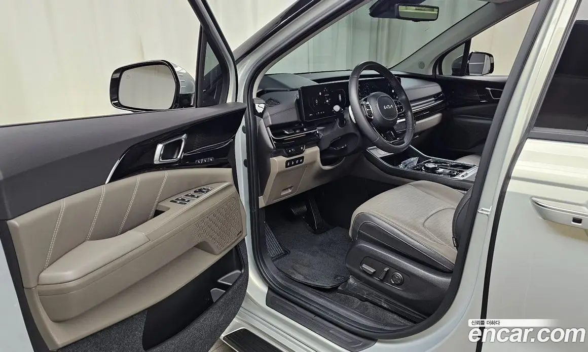 Kia Carnival 2024 2.2 автомат (гидро), фото 13