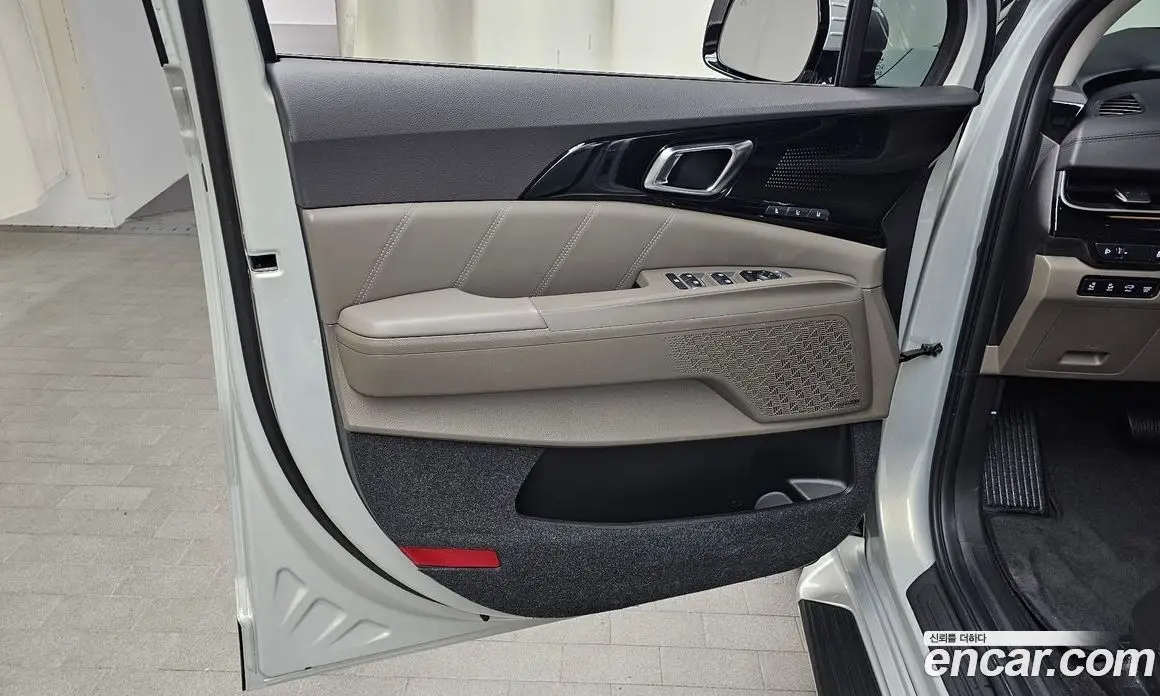 Kia Carnival 2024 2.2 автомат (гидро), фото 14