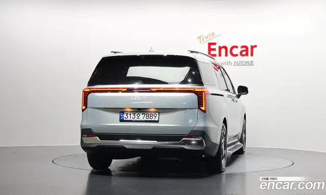 Kia Carnival 2024 2.2 автомат (гидро), миниатюра 4