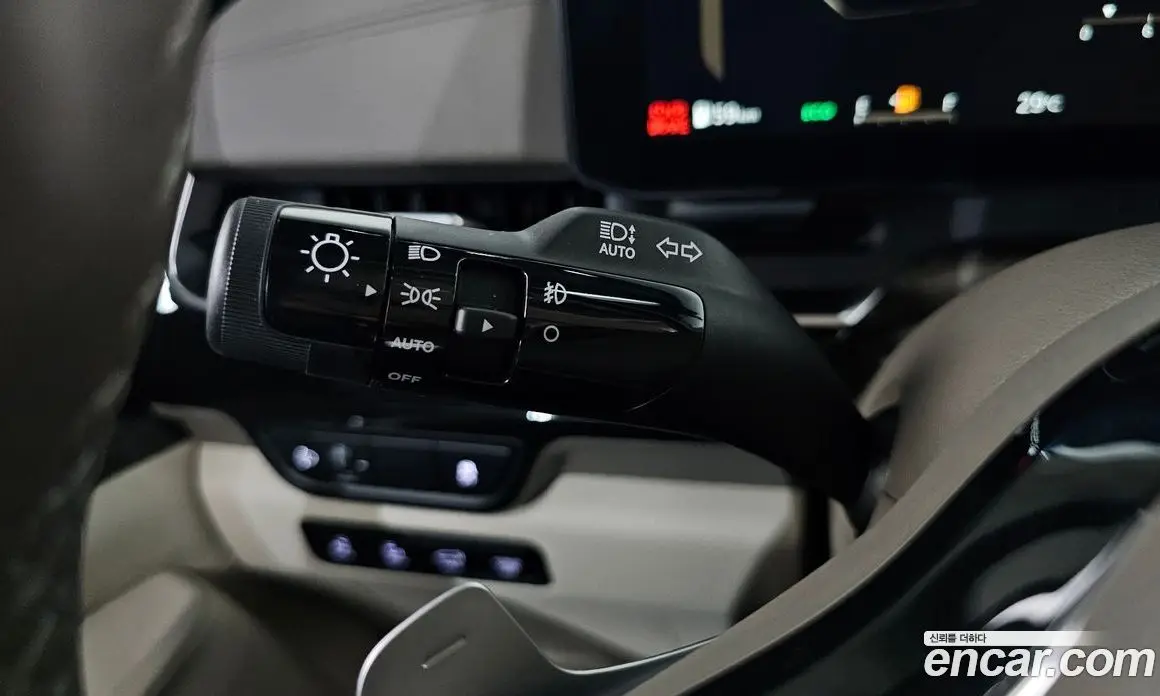 Kia Carnival 2024 2.2 автомат (гидро), фото 29