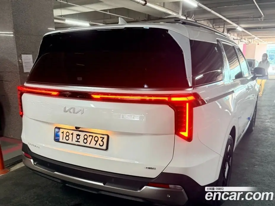 Kia Carnival 2026 1.6 автомат (гидро), фото 5