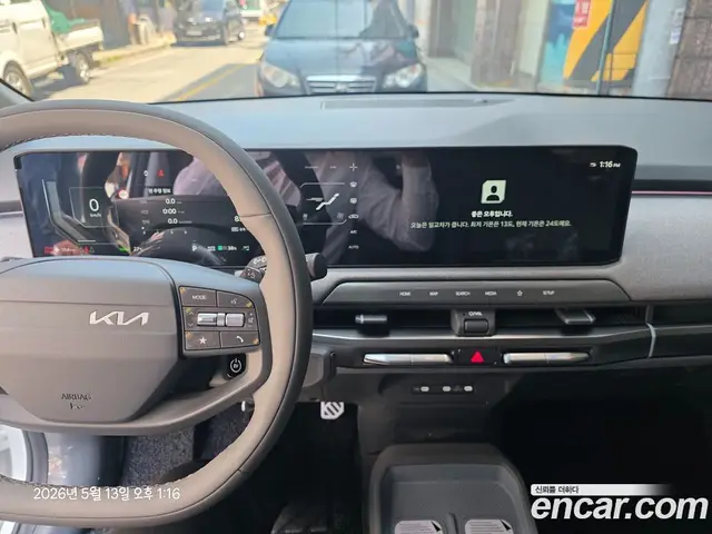 Kia EV3 2026 автомат (гидро), миниатюра 11