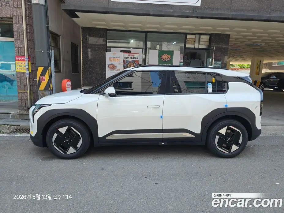 Kia EV3 2026 автомат (гидро), фото 5