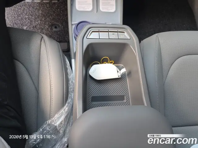 Kia EV3 2026 автомат (гидро), миниатюра 8